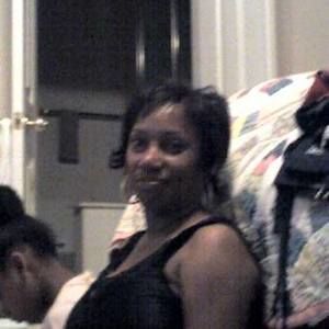 Meet your Posher, Dee