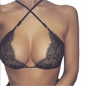 Sneaky bralette