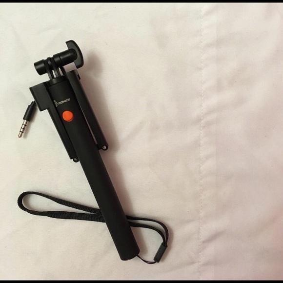 TECH BUNDLE - Picture 2 of 3