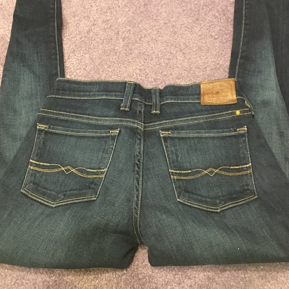 Lucky Brand Charlie Skinny Jeans 24