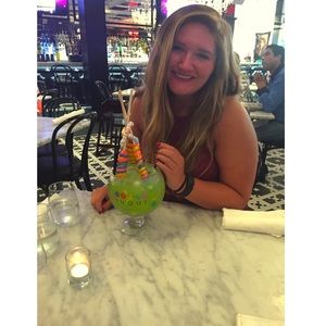 Meet your Posher, Haley