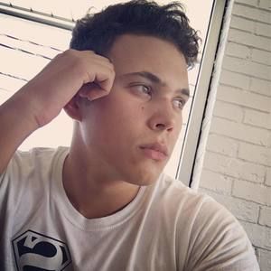 Meet your Posher, Joel