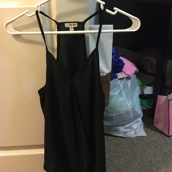 Black sheer tank!!