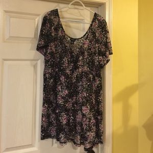 Torrid floral lace top