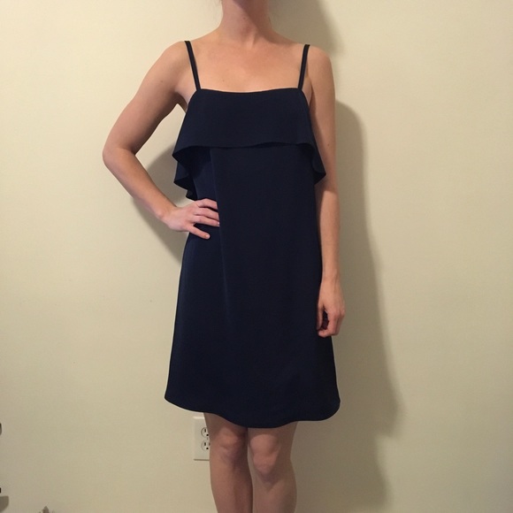 Alice + Olivia Dresses & Skirts - Alice + Olivia Navy Sleeveless Shift Dress