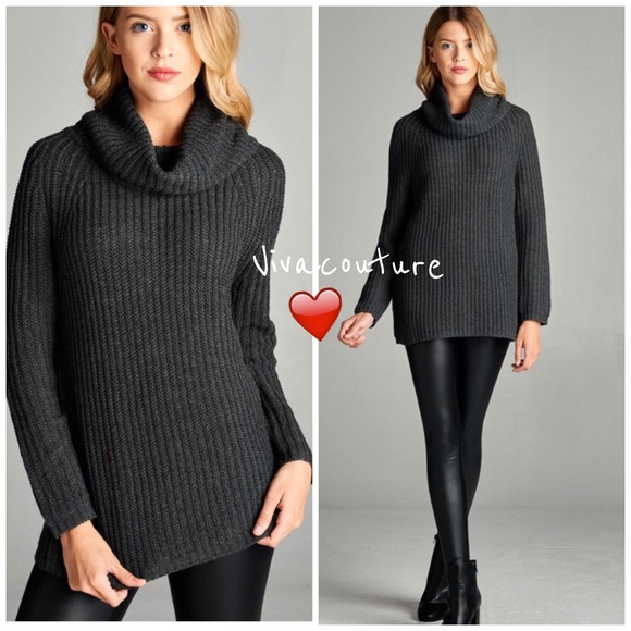 New essential Grey Turtleneck - Picture 2 of 3