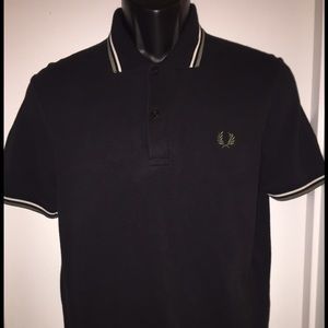 SOLD- Fred Perry 38" Sm/Md black polo green laurel