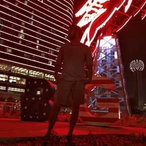 Meet your Posher, Adrian