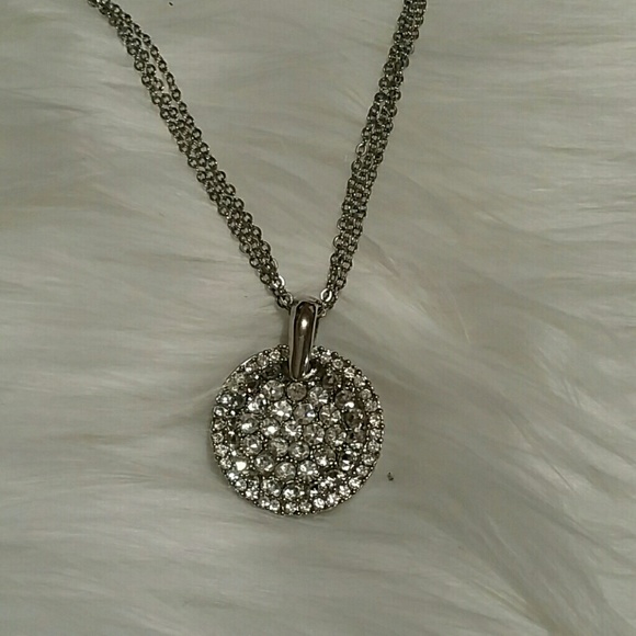 Necklace - Picture 2 of 3