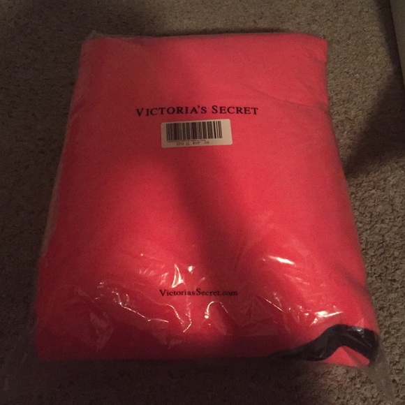 PINK Sherpa blanket - Picture 3 of 3