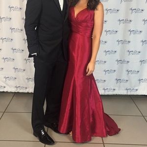 Beautiful Red Mac Duggal gown