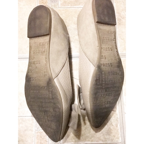 ๐๐Express Pointy Bow Flats๐๐ - Picture 4 of 4