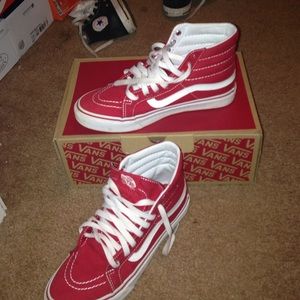 red high top vans
