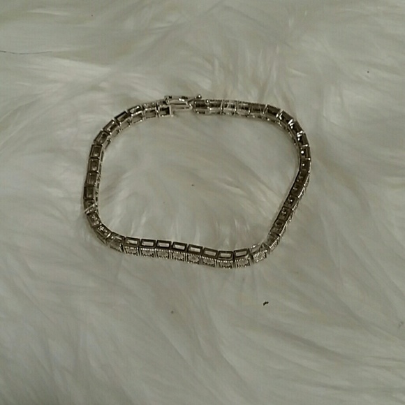 Bracelet - Picture 2 of 2