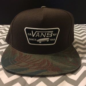 Vans adjustable Snap Back