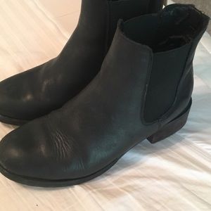 Windsor smith genuine black leather boots.