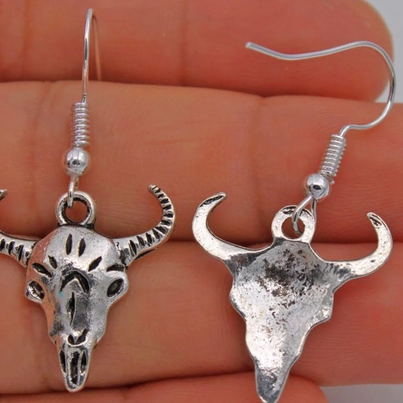 SILVER LONGHORN EARRINGS - Picture 2 of 2