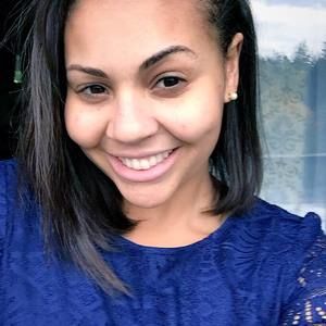 Meet your Posher, Claudia