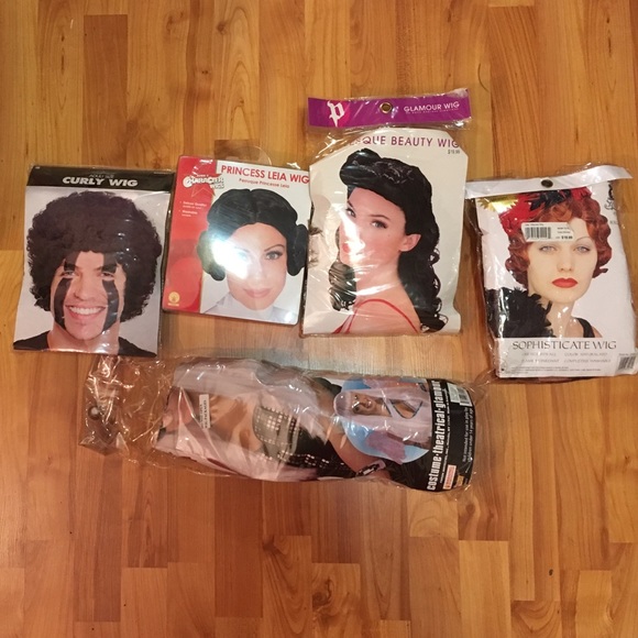 Assorted Wigs - Picture 1 of 4