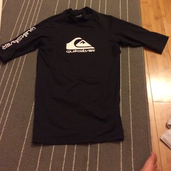 Quiksilver Rash Gaurd