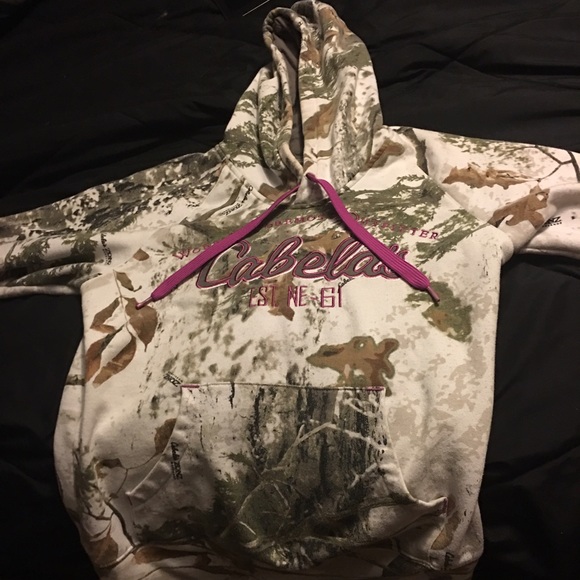 Cabellas sweat shirt - Picture 2 of 2