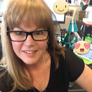 Meet your Posher, Dana