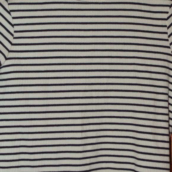 Long-sleeve, black and white, long-sleeve shirt - Picture 2 of 3