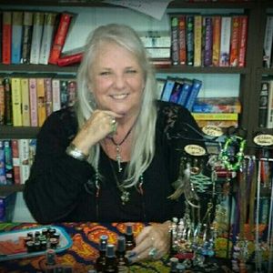 Meet your Posher, Robin