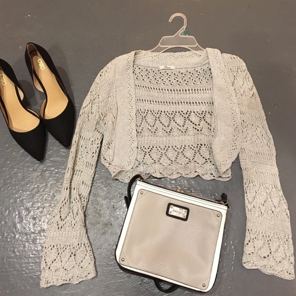 ❄️SILVER/GREY SHRUG❄️
