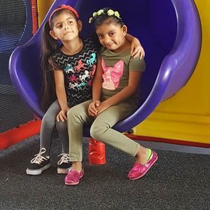 Meet your Posher, Ariana