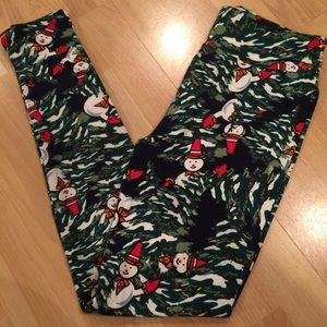 LuLaRoe OS holiday snowman leggings