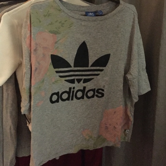 Adidas top