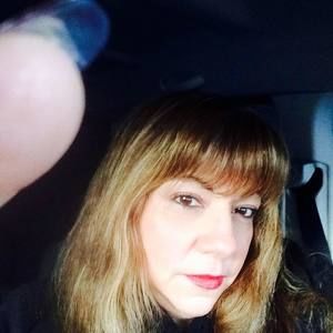 Meet your Posher, Gladis