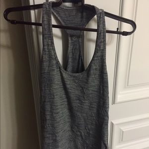 Lulu lemon workout tank