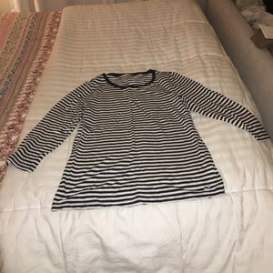 Vineyard vines t-shirt