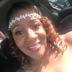 Meet your Posher, Myra