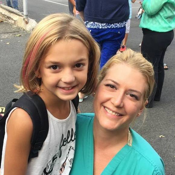 Meet your Posher, Montse - Picture 1 of 1