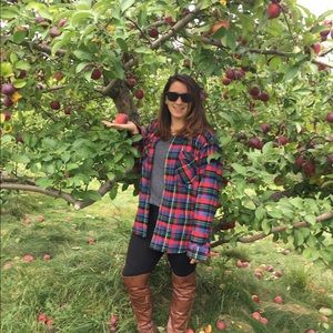 Meet your Posher, Caitlyn