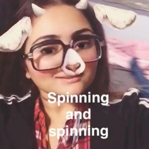 Meet your Posher, Naiomi