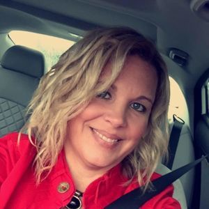 Meet your Posher, April