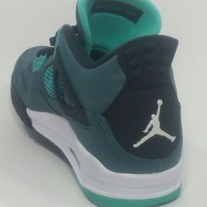 Jordan retro 4 teal green 30th Anniversary