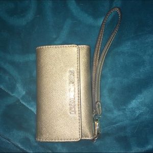 iPhone MK wallet wristlet