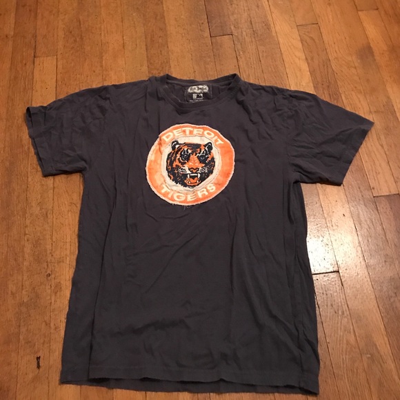 vintage detroit tigers shirt