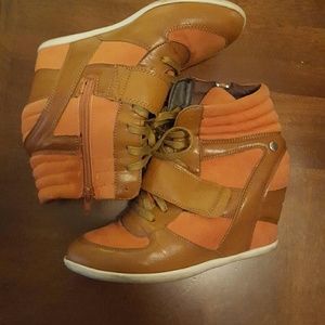 Baker's wedge sneakers