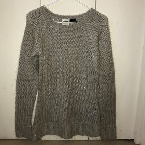 NWOT HD sweater