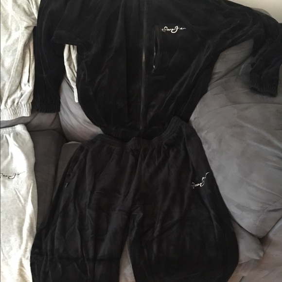 Sean John Men's Black Velour Track Suit.