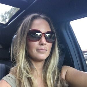 Meet your Posher, Serena