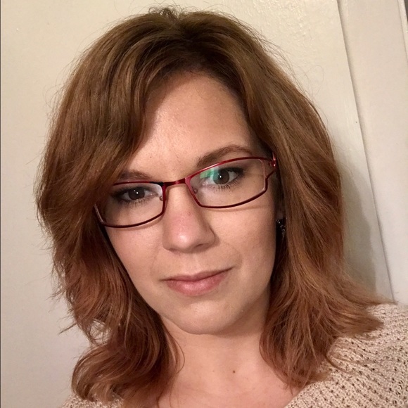 Meet your Posher, Nicki - Picture 1 of 1