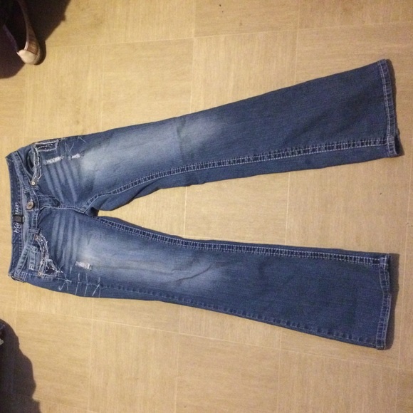 Jeans - Picture 2 of 4