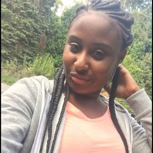 Meet your Posher, Sierra